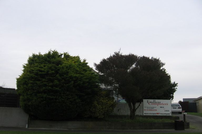 Photo of property in 8 Waltham Court, Cloverlea, Palmerston North, 4412
