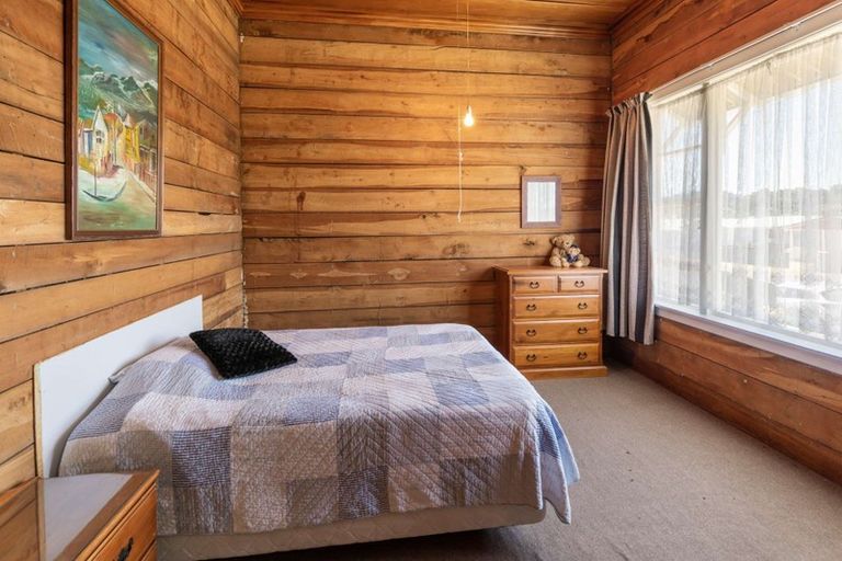 Photo of property in 30 Kowhai Street, Castlecliff, Whanganui, 4501