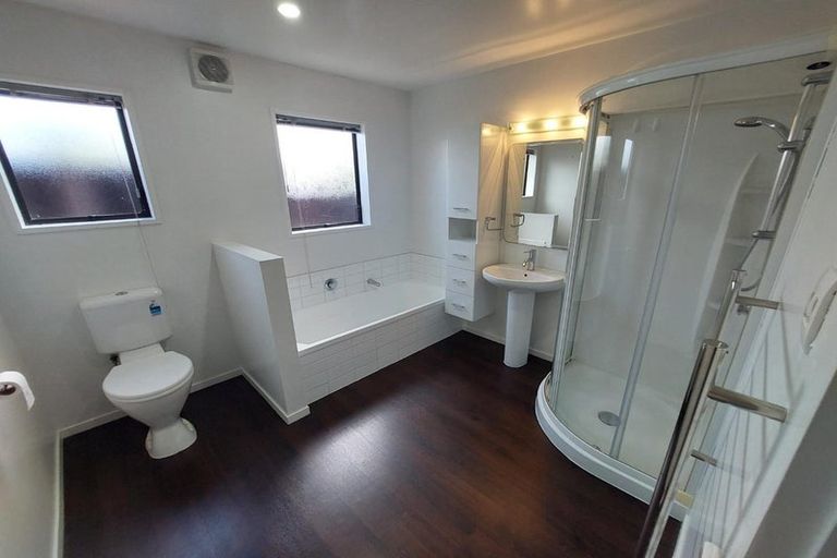 Photo of property in 4 Glenburn Place, Avonhead, Christchurch, 8042