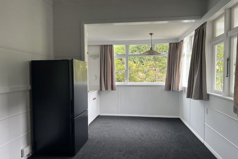 Photo of property in 63 Delhi Crescent, Khandallah, Wellington, 6035