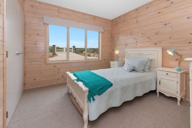 Photo of property in 239c Clarks Beach Road, Clarks Beach, Pukekohe, 2679