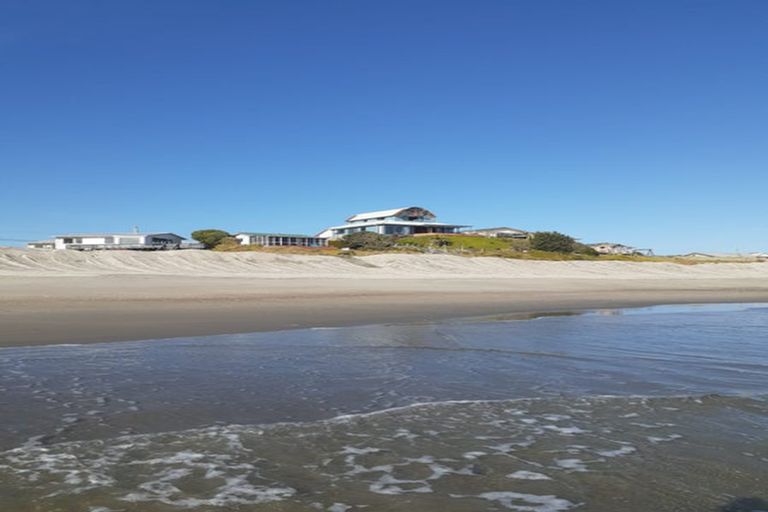 Photo of property in 433 Pukehina Parade, Pukehina, Te Puke, 3189