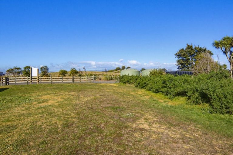 Photo of property in 15 Waitarere Rise Avenue, Waitarere Beach, Levin, 5510