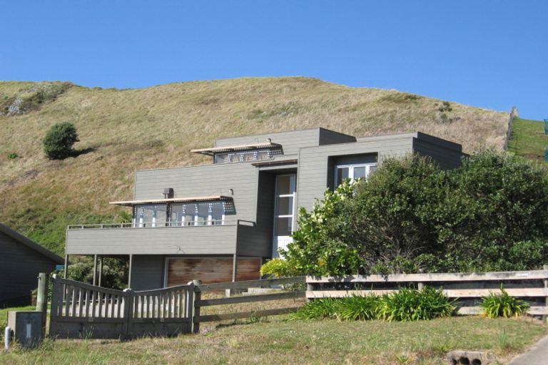 Photo of property in 19 Moore Crescent, Opito Bay, Whitianga, 3592