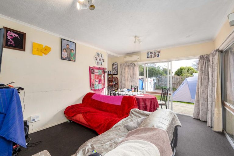Photo of property in 1/461 Bower Avenue, Parklands, Christchurch, 8083