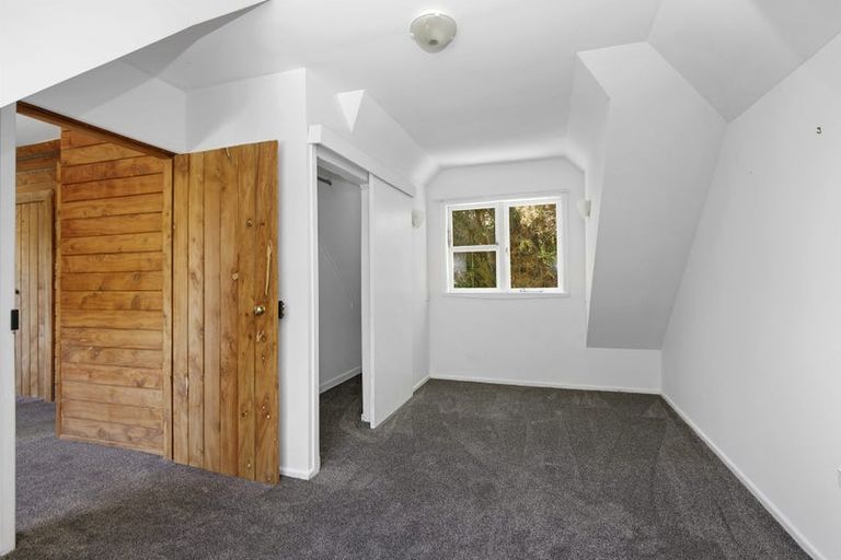 Photo of property in 128 Manuka Street, Stokes Valley, Lower Hutt, 5019