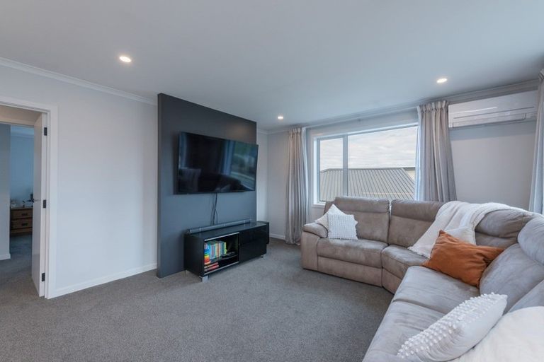 Photo of property in 23 Huntaway Close, Stoke, Nelson, 7011