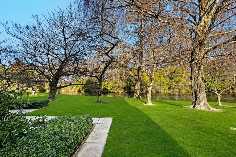 Photo of property in 402/18 Carlton Mill Road, Merivale, Christchurch, 8014