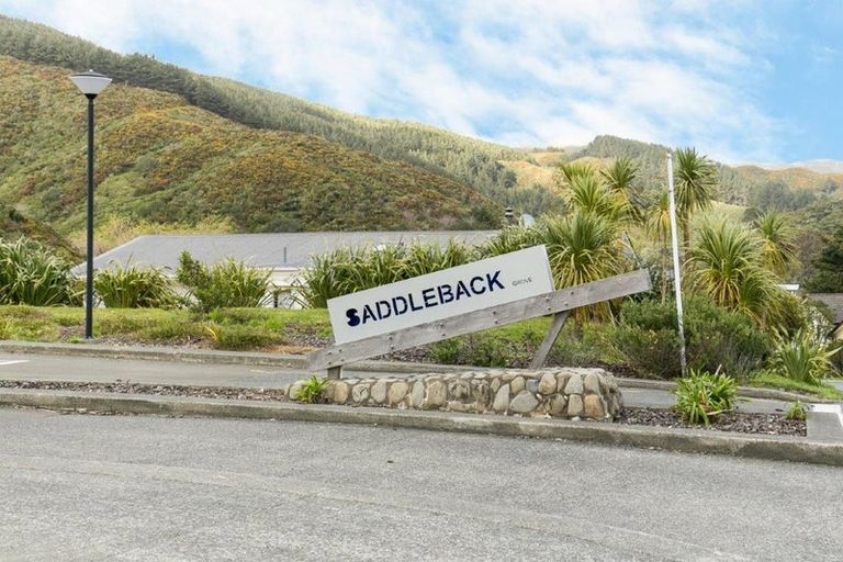 Photo of property in 78 Saddleback Grove, Karori, Wellington, 6012