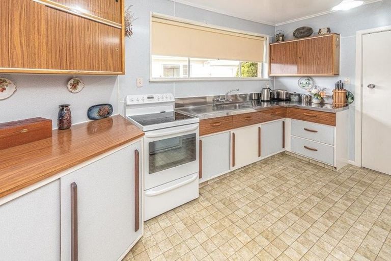 Photo of property in 74 Fitzherbert Avenue, Tawhero, Whanganui, 4501