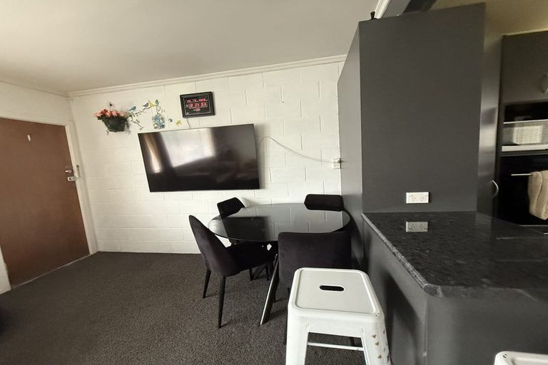 Photo of property in 7/246 Main Road, Tawa, Wellington, 5028