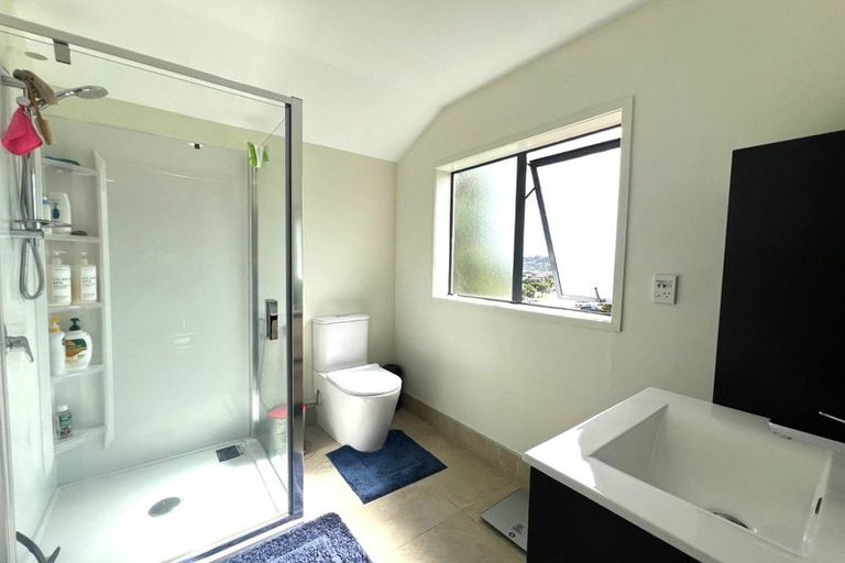 Photo of property in 4/18 Pannill Place, Oteha, Auckland, 0632