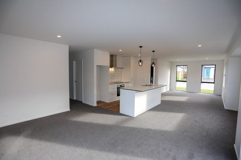 Photo of property in 8 Croydon Street, Woodend, 7610