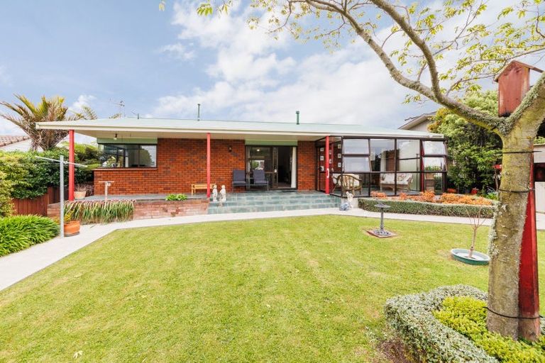 Photo of property in 23 Park View Avenue, Feilding, 4702