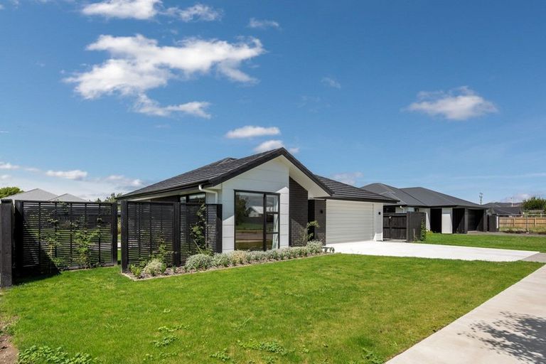 Photo of property in 14 Rose Manor Drive, Springlands, Blenheim, 7201