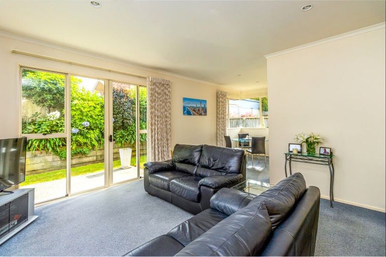 Photo of property in 20-22 Lachlan Place, Marchwiel, Timaru, 7910