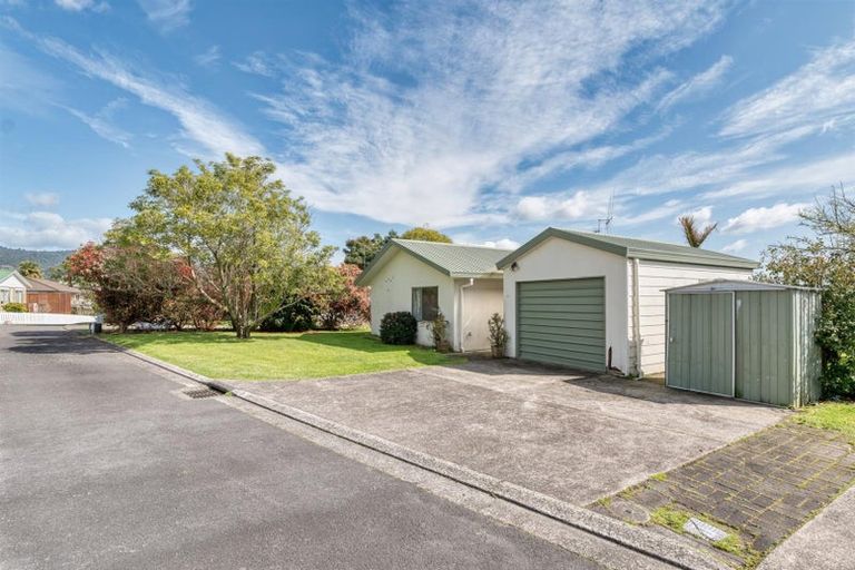 Photo of property in 33f Macloughlin Drive, Te Puke, 3119