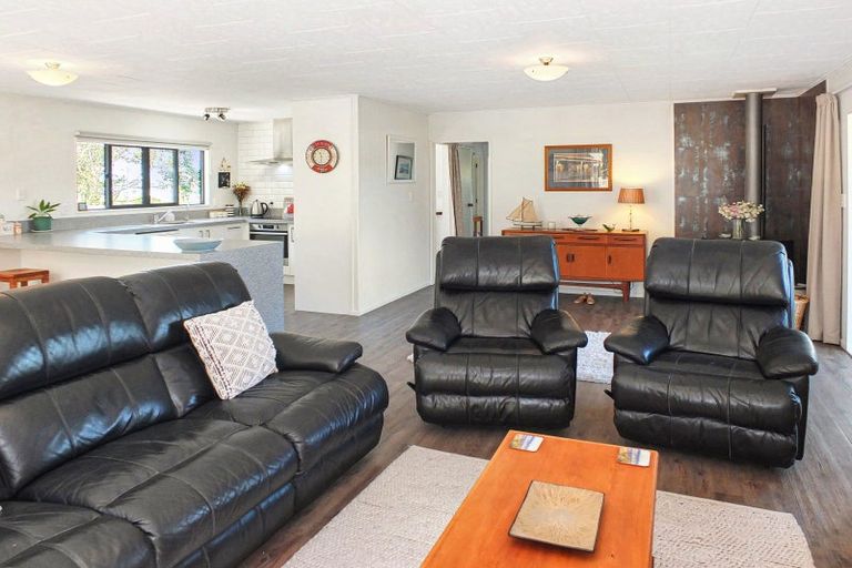 Photo of property in 25 Cousins Avenue East, Foxton Beach, Foxton, 4815