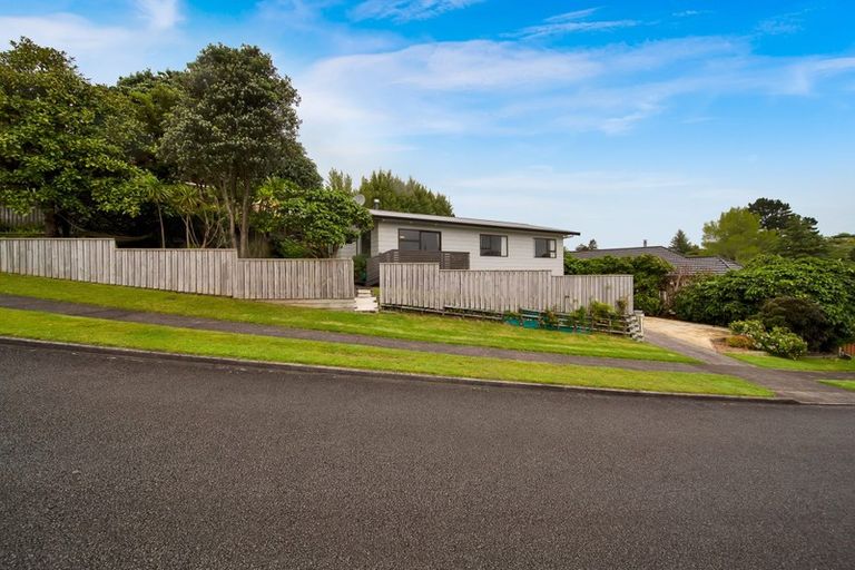 Photo of property in 8 Puketotara Street, Highlands Park, New Plymouth, 4312