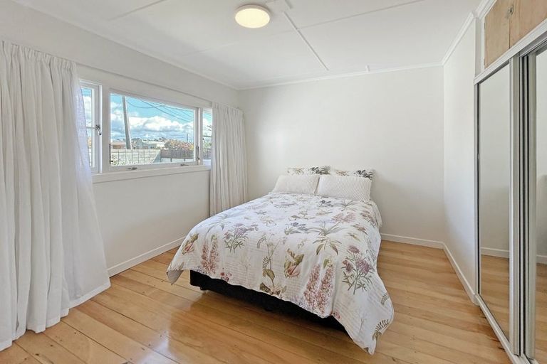 Photo of property in 153 Ngatai Road, Otumoetai, Tauranga, 3110