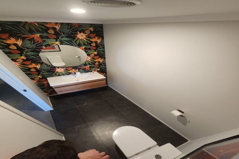 Photo of property in 49 Johnstone Drive, Fitzherbert, Palmerston North, 4410