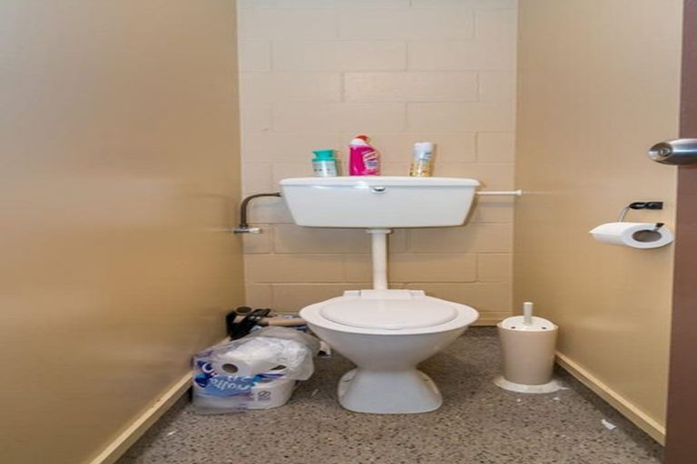 Photo of property in 31f Duke Street, North Dunedin, Dunedin, 9016