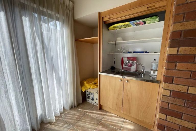 Photo of property in 7 Aotearoa Terrace, Murrays Bay, Auckland, 0630