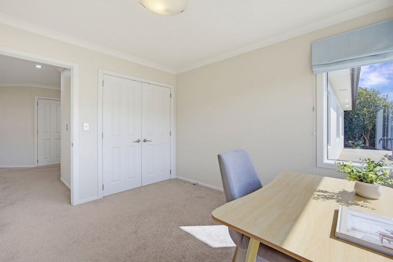 Photo of property in 47 Te Puia Drive, Aotea, Porirua, 5024