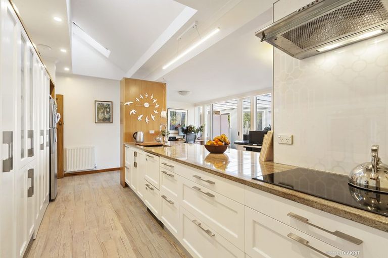 Photo of property in 54c Hungerford Road, Houghton Bay, Wellington, 6023