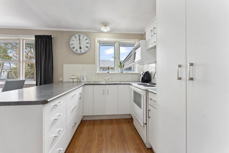 Photo of property in 24 Hunter Street, Normanby, Hawera, 4614