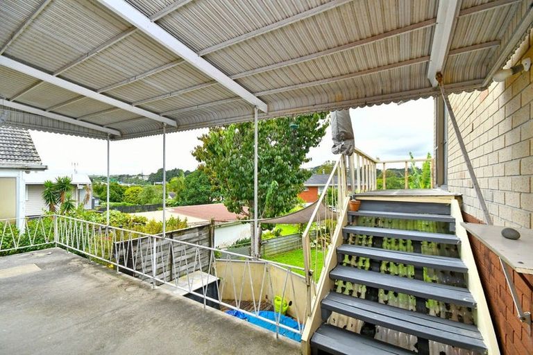 Photo of property in 30 Lynmore Drive, Hillpark, Auckland, 2102