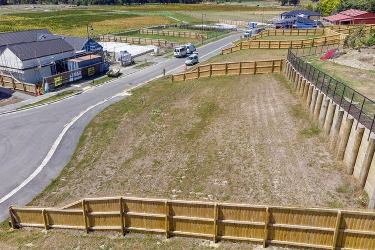 Photo of property in 9 Barnfields Close, Halswell, Christchurch, 8025