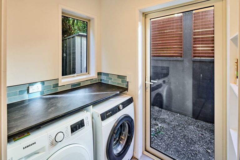 Photo of property in 74f Heretaunga Square, Silverstream, Upper Hutt, 5019