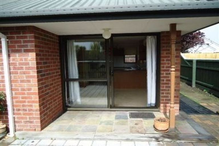 Photo of property in 11b Winters Road, Redwood, Christchurch, 8051