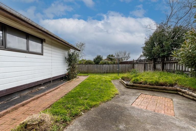 Photo of property in 25b Pohutukawa Drive, Pukete, Hamilton, 3200