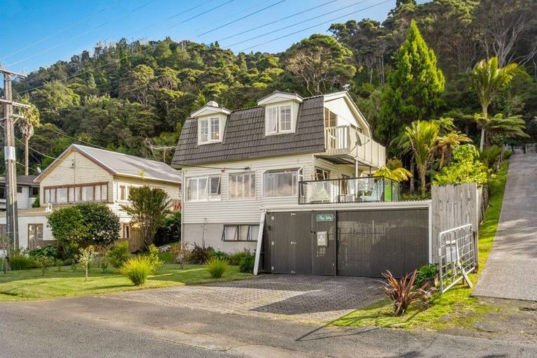 Photo of property in 15 Huia Dam Road, Huia, Auckland, 0604