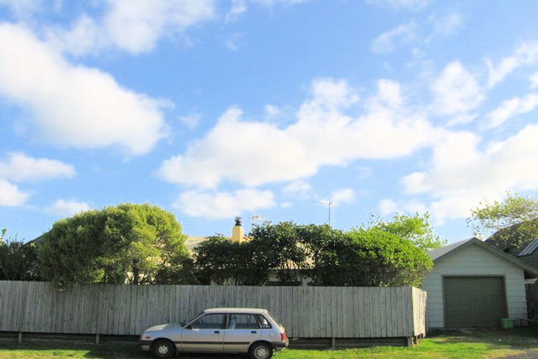Photo of property in 1224 Papamoa Beach Road, Papamoa Beach, Papamoa, 3118