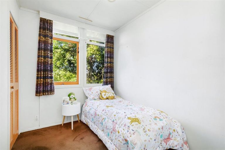 Photo of property in 62 Ironside Road, Johnsonville, Wellington, 6037