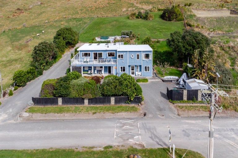 Photo of property in 6 Beach Road, Porangahau, 4293