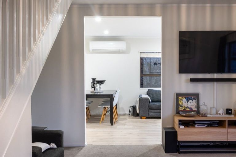 Photo of property in 4/72 Moore Street, Howick, Auckland, 2014