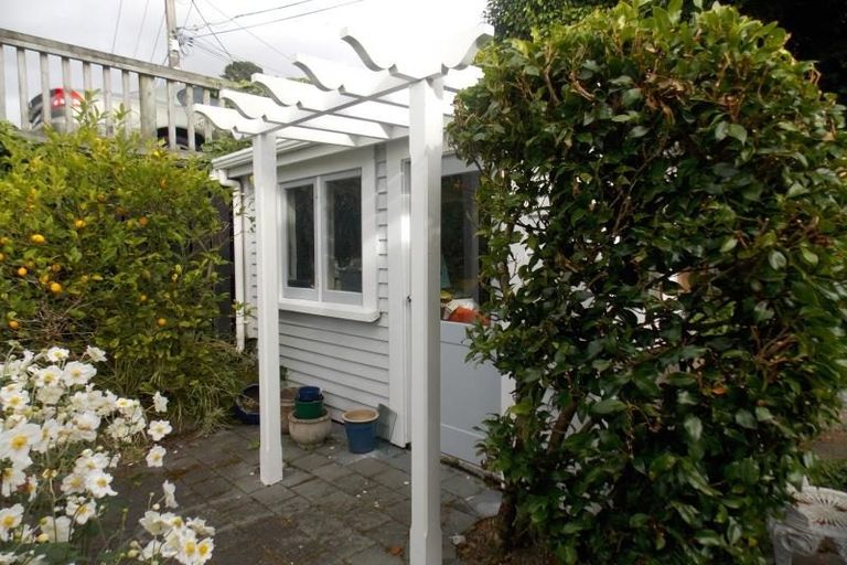 Photo of property in 13 Barton Terrace, Thorndon, Wellington, 6011