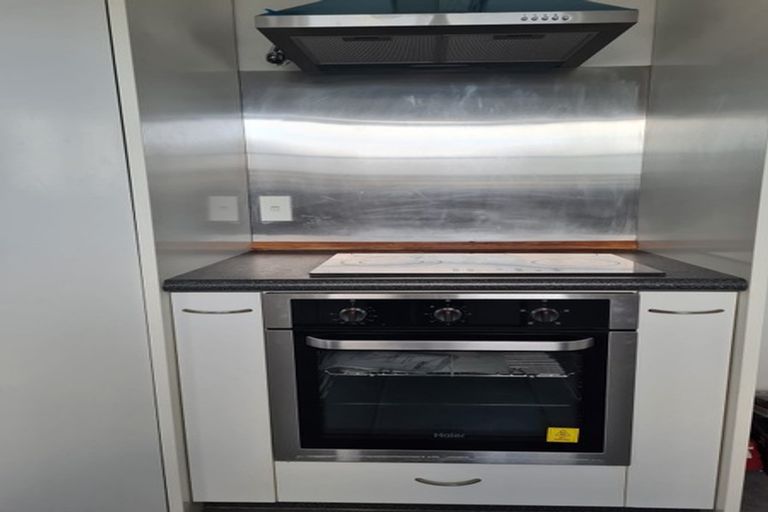 Photo of property in 73 Ward Street, Wallaceville, Upper Hutt, 5018