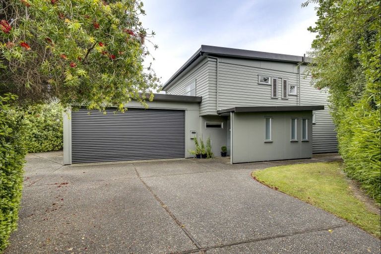 Photo of property in 100 Harper Road, Waimarama, 4294