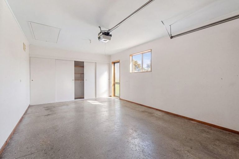 Photo of property in 21b Settlers Grove, Orewa, 0931