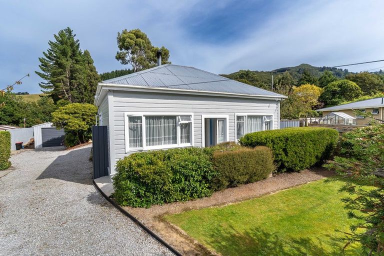Photo of property in 93 Hall Road, Sawyers Bay, Port Chalmers, 9023