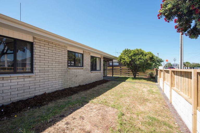 Photo of property in 9a Golf Road, Mount Maunganui, 3116