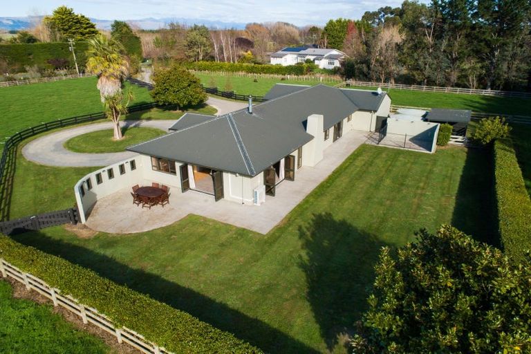 Photo of property in 408 Aranui Road, Kairanga, Palmerston North, 4475