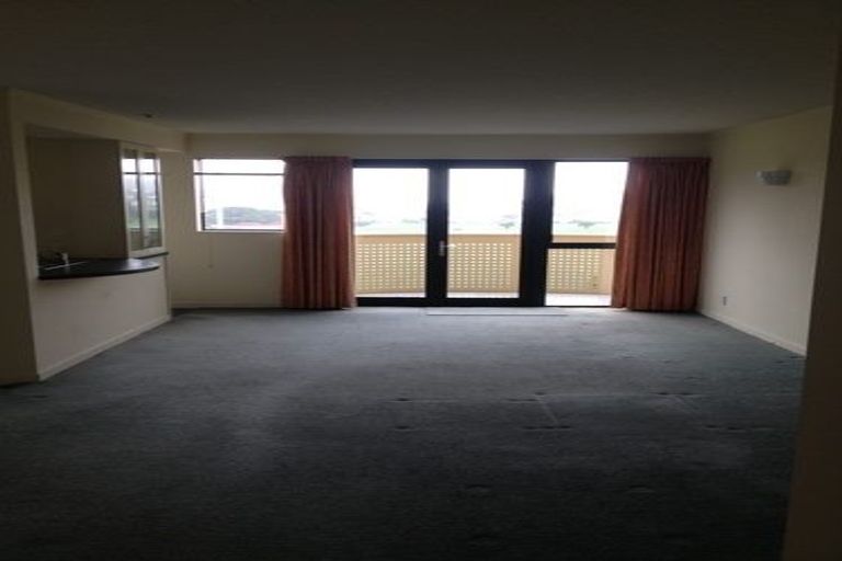 Photo of property in 568f Adelaide Road, Berhampore, Wellington, 6023