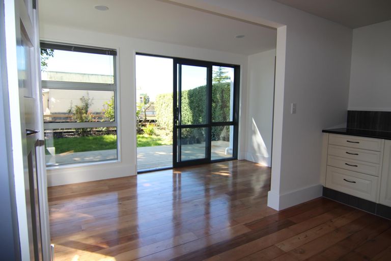 Photo of property in 40 Timaru Road, Waimate, 7924