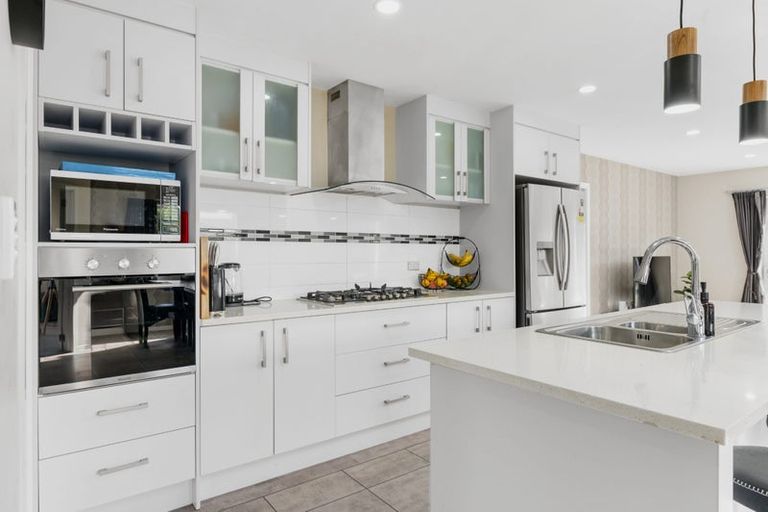 Photo of property in 16 Cole Thomas Place, Huntington, Hamilton, 3210